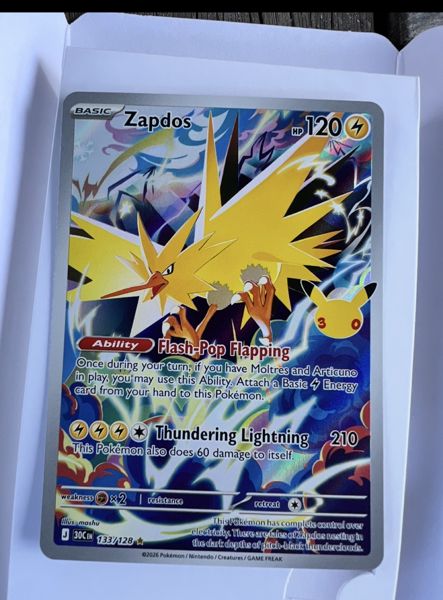 Zapdos 133/128 – front